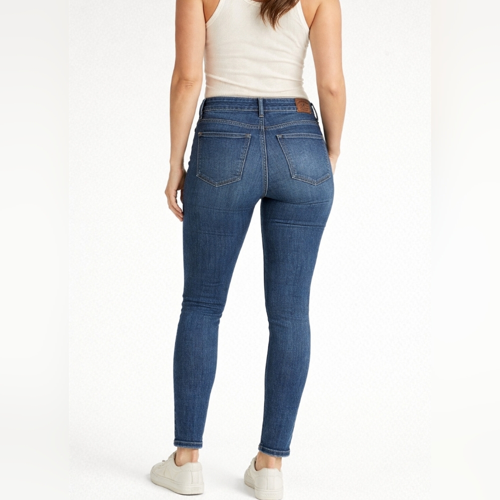 Lucky Brand Classic Blue Women's Jeans 6/28